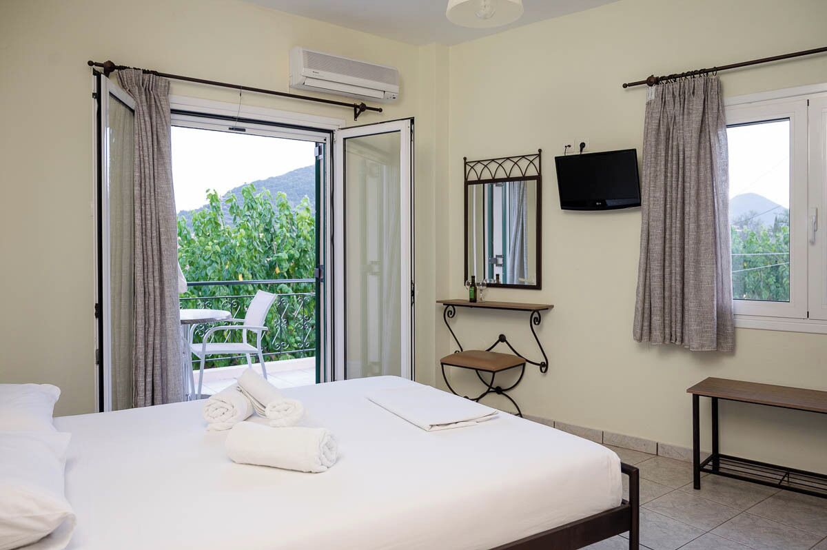 Standard Double Room, Balcony | In-room safe, blackout drapes, iron/ironing board, free WiFi