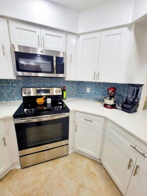 Microwave, oven, stovetop, dishwasher