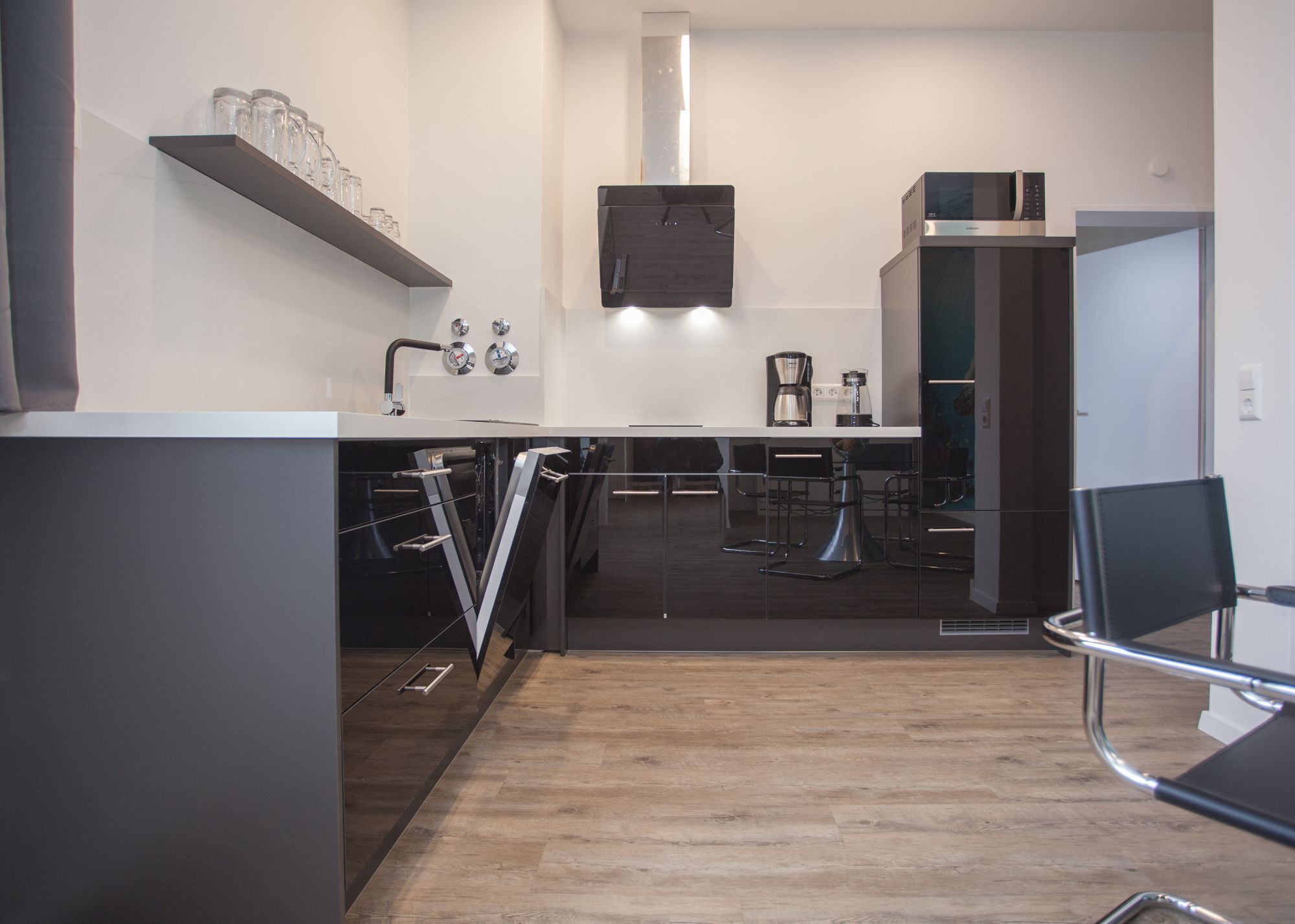 Blaue Bude 04 | 専用キッチン | 冷蔵庫、電子レンジ