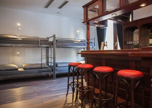City Apartment | Free WiFi