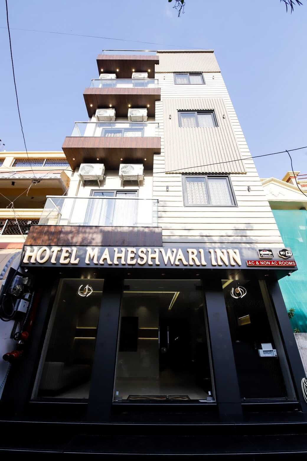 Facciata della struttura