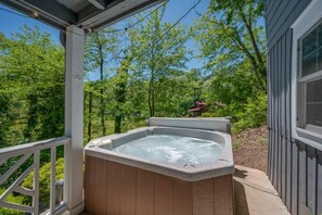 Outdoor spa tub - Wish Upon the Mtn:  Lake Lure + Hot Tub + Views! (Lake Lure)