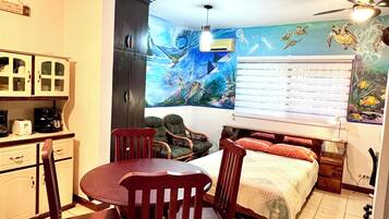 Bureau, Wi-Fi gratuit, draps fournis