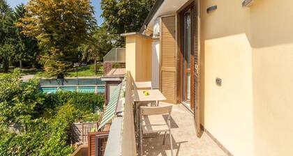 Villa luminosa con balcone e jacuzzi, zona Milano