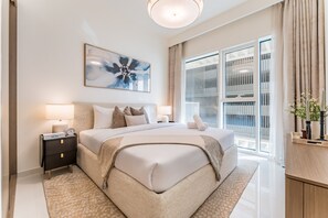 2 bedrooms, in-room safe, iron/ironing board, free WiFi