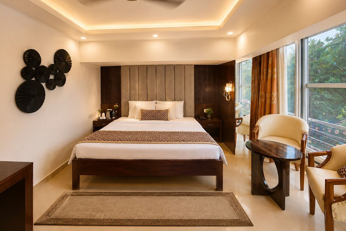 Deluxe Double or Twin Room, City View | Desk, WiFi (free)
