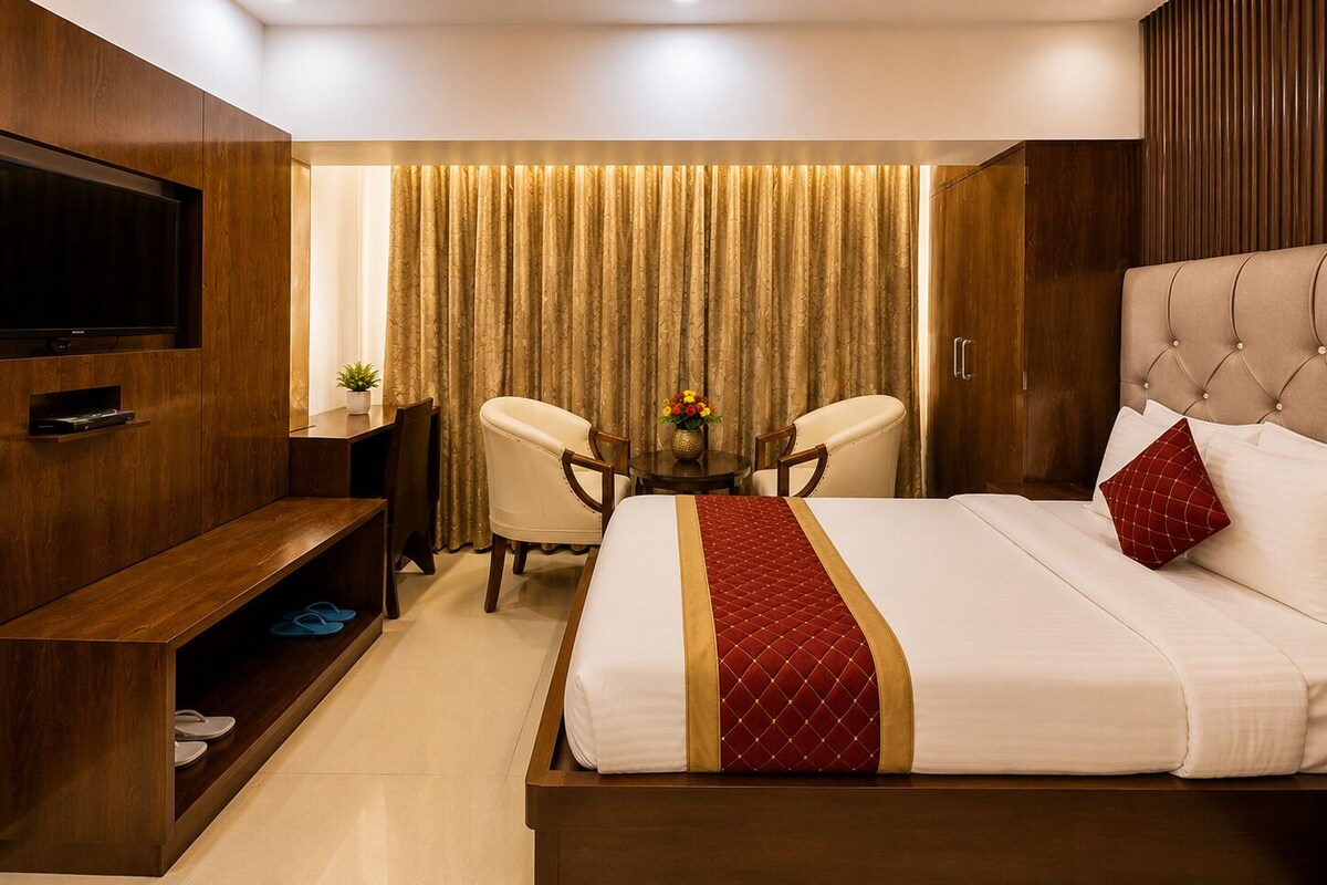 Standard Double or Twin Room, City View | Desk, WiFi (free)