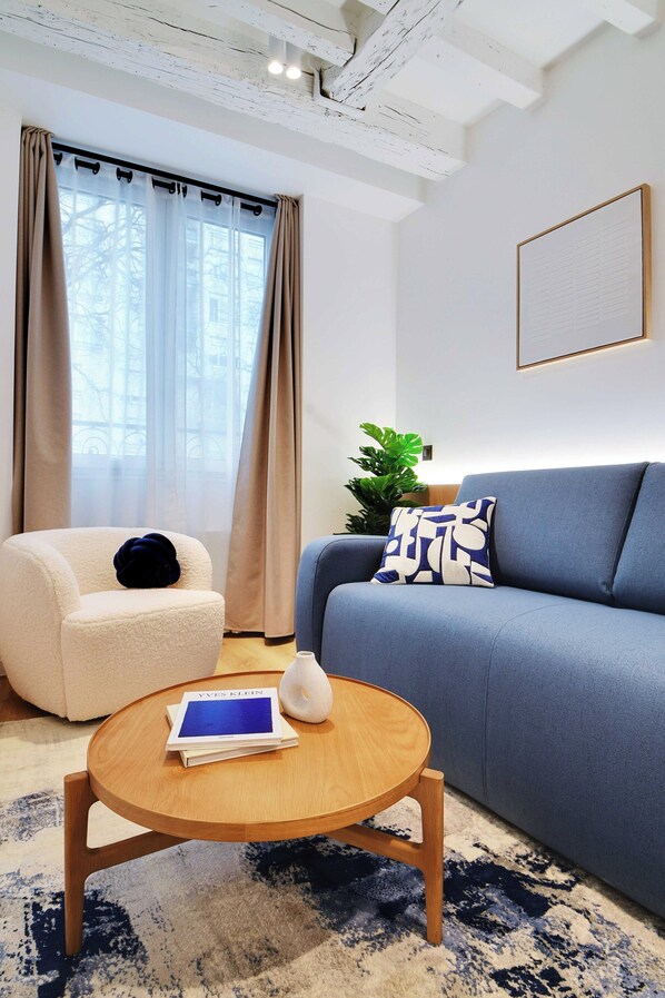 Apartment | Living area