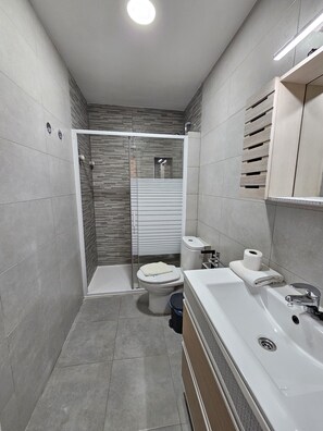 Apartment | Bathroom | Hair dryer