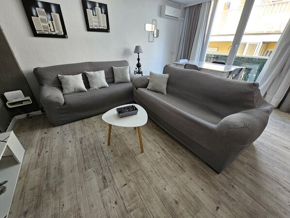 Apartment | Living area