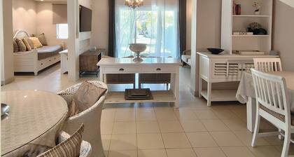 3-bedroom town house in the heart of Grand Baie near all amenities