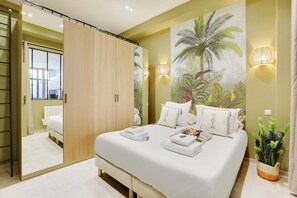 1 habitación y espacio para trabajar con laptop