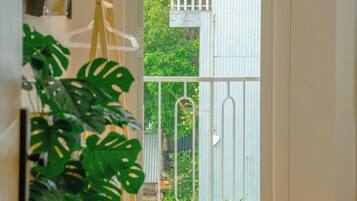 Suite estudio familiar, 2 camas de matrimonio, no fumadores | Vistas desde la habitación