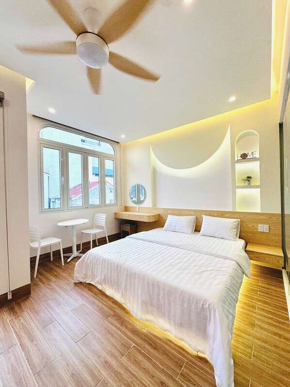 Habitació doble Deluxe, balcó, vistes a la ciutat | Vista des de l'habitació