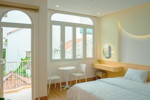 Deluxe tweepersoonskamer, balkon, uitzicht op de stad | Balkon