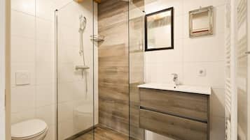 Apartment | Bathroom