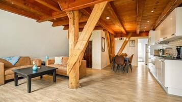 Apartment | Living room