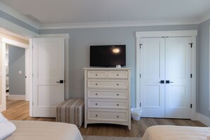 3 عدّة غرف نوم ومكتب ومكواة/لوح كي وواي فاي مجانًا