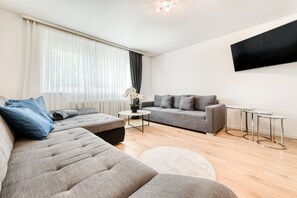 TV - Gartenwohnung Arlberg (Braz)