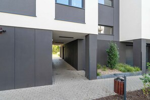 Exterior - Meissnera 3C | Poznań | Bright Apartment | Parking and Balcony (Poznań)