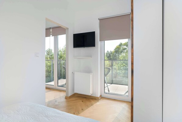 1 bedroom, iron/ironing board, travel cot, WiFi