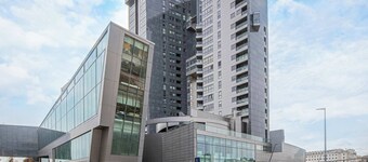 Spacious Apartment in Sea Towers | Parking | Workspace