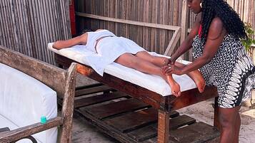 Hierontapalvelu rannalla