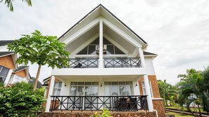 Deluxe Villa, Garden View | Terrace/patio - BLUE WATER VILLAS (Diani Beach)