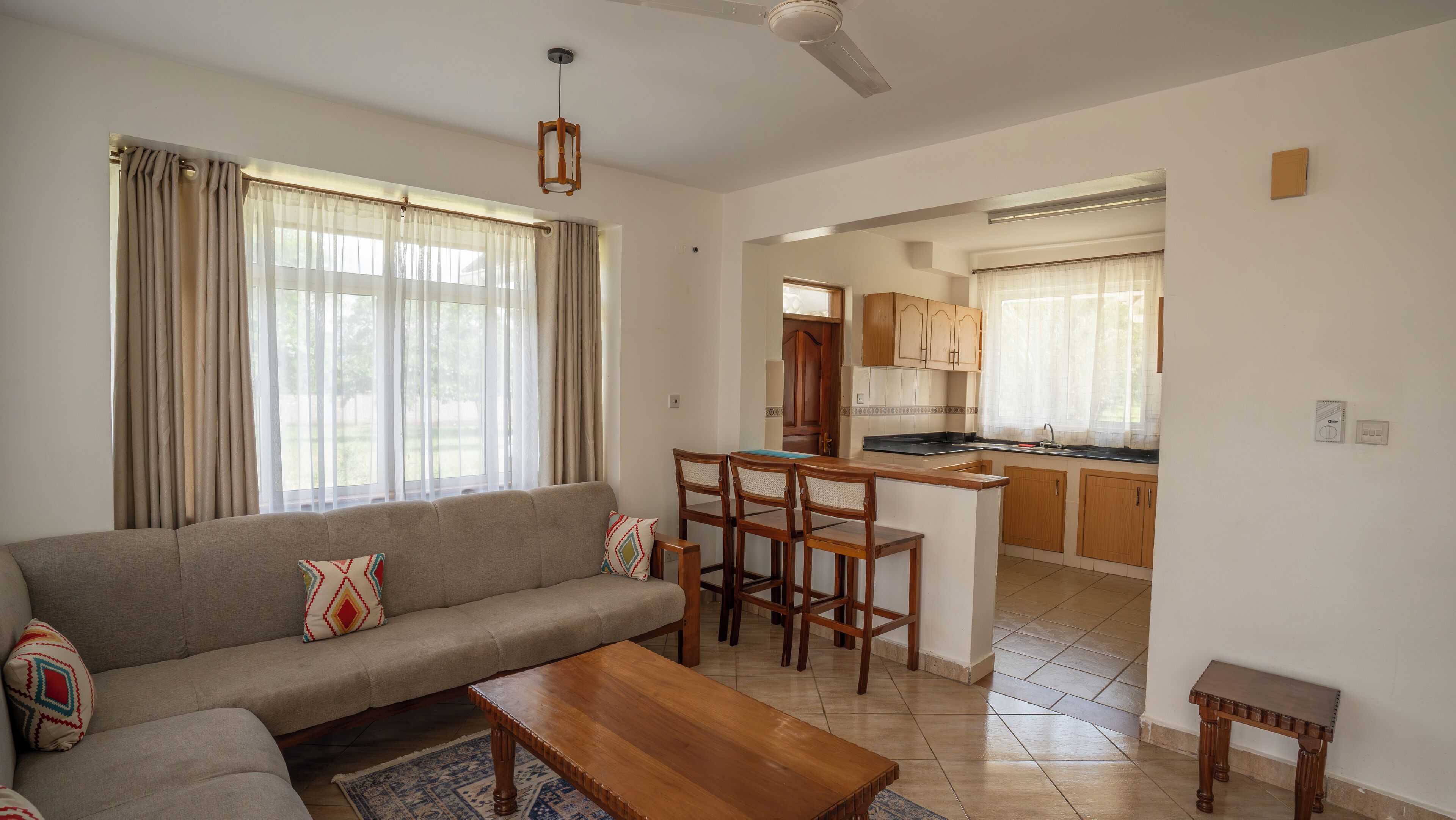 Deluxe Villa, Garden View | Living area