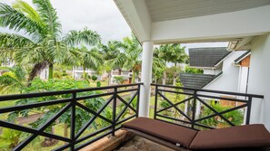 Deluxe Villa, Garden View | Terrace/patio - BLUE WATER VILLAS (Diani Beach)