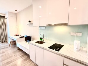Fridge, microwave, oven, dishwasher