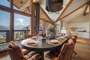 Dining - Luxury Penthouse 4BR Panoramic Views Garages Penthouse B1103 (Courchevel)