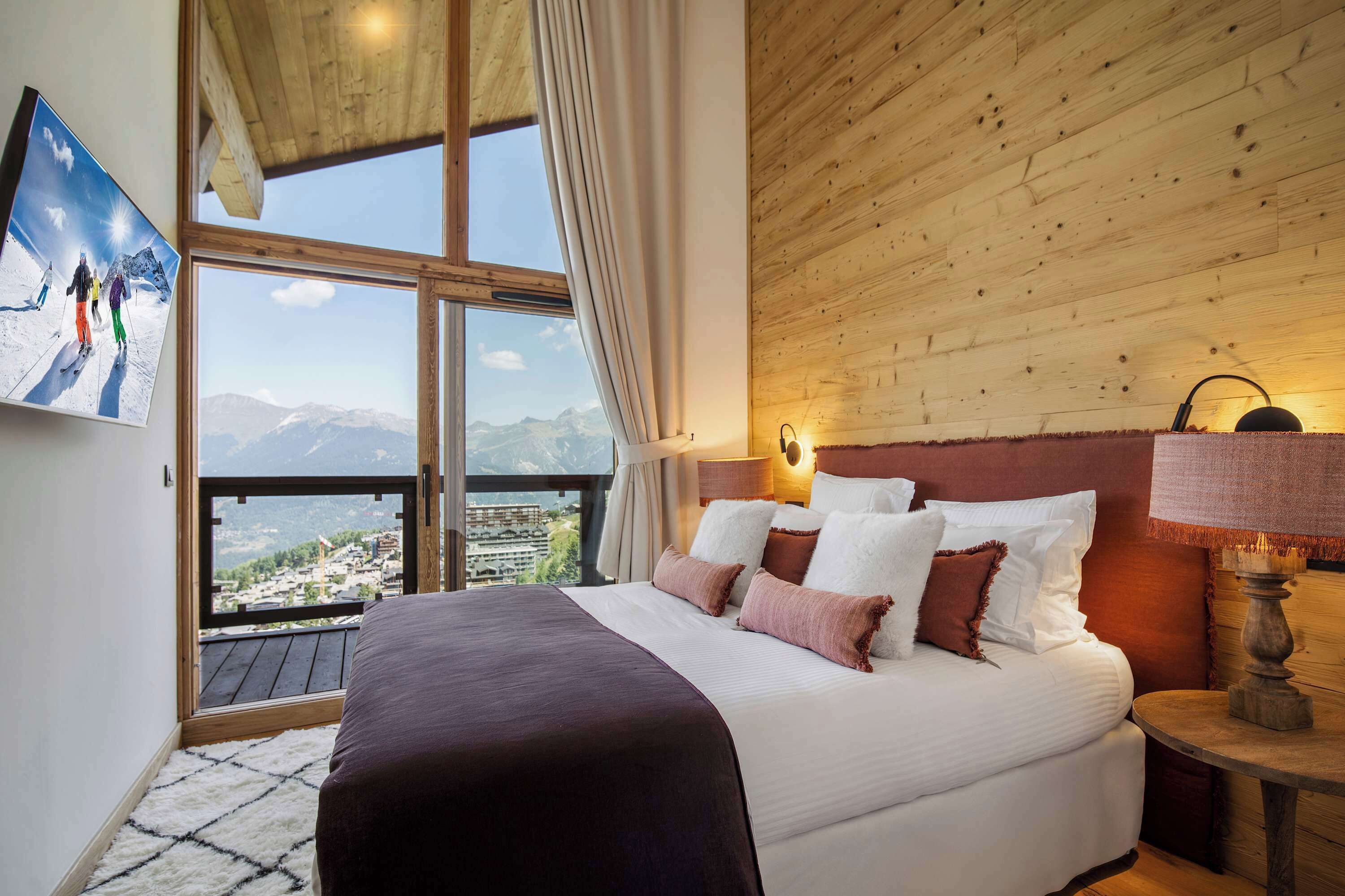 4 dormitorios, escritorio, tabla de planchar con plancha y wifi