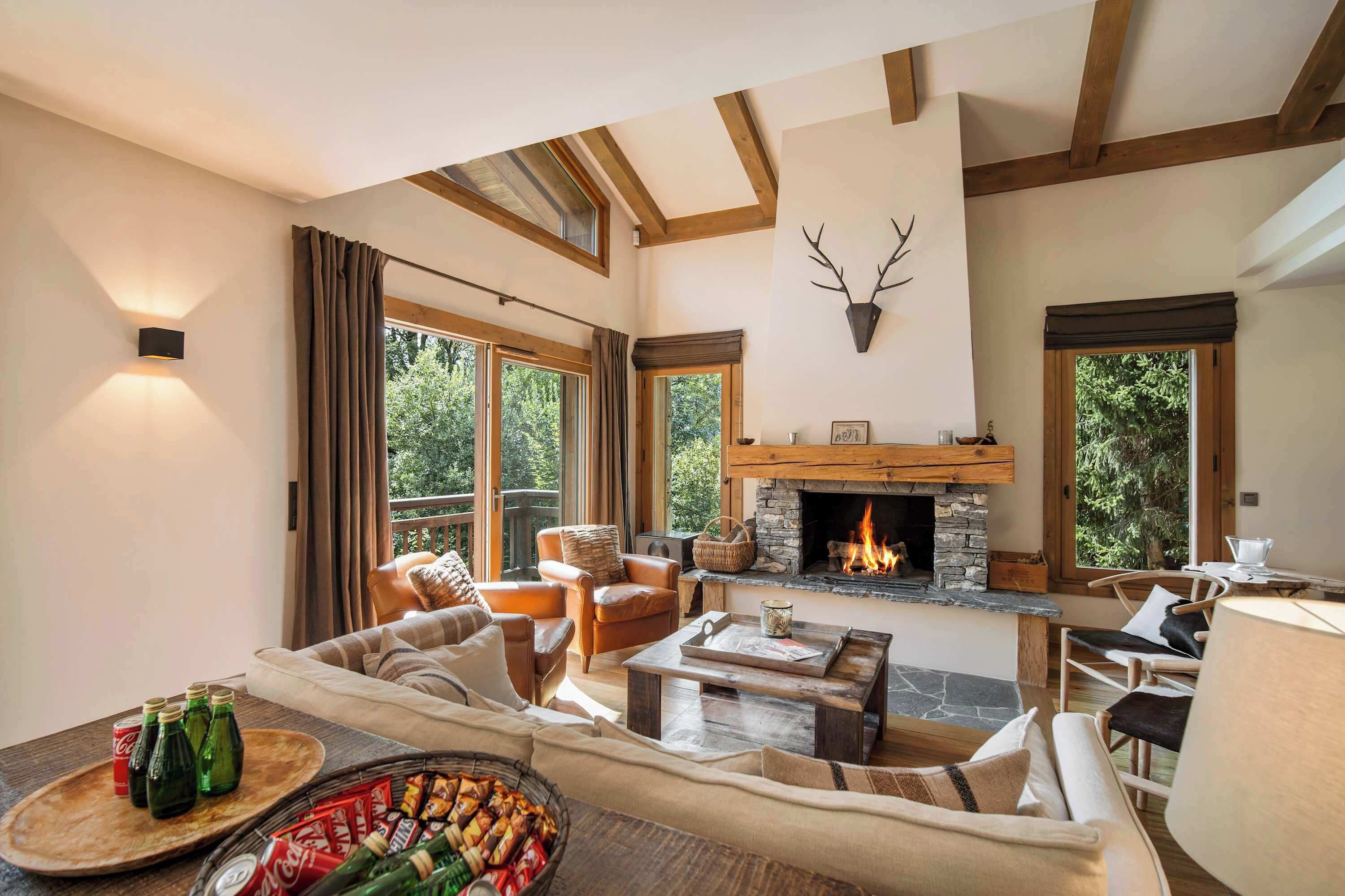 TV, fireplace, offices