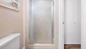 Interior - Thunder Island 75B (Ocean City)