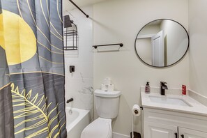 House (4 Bedrooms) | Interior - Fenced-in Yard: Home < 5 Mi to Dtwn Dallas! (Dallas)