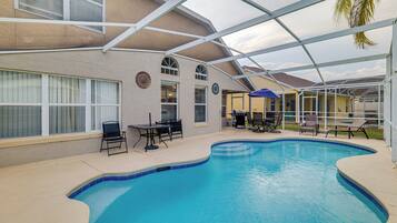 House (4 Bedrooms) | Front of property