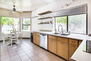 House (3 Bedrooms) | Interior - Dog Friendly! Modernist Oasis in North Scottsdale (Scottsdale)