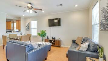 Casa (2 Bedrooms) | Interior