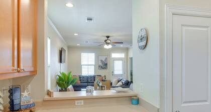 1/2 Mi to Galveston Beach: Home w/ Private Pool
