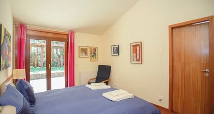 Liiiving in Caminha Countryside Pool House