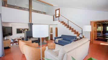 4 bedrooms, Internet