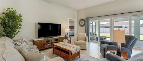 House (3 Bedrooms) | Front of property