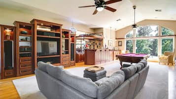 Rumah (4 Bedrooms) | Interior