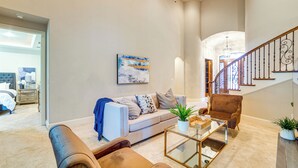 Ev (4 Bedrooms) | İç mekân