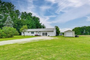 House (3 Bedrooms) | Front of property - 2 Mi to Turtle Creek Casino: Home w/ Game Room! (Williamsburg)