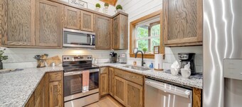 Fire Pit & Hot Tub: Couples Retreat in Broken Bow