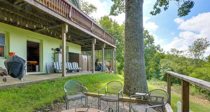 Deck, Fire Pit, Games: Family Escape Near Boone