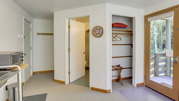 Apartemen (0 Bedroom) | Interior