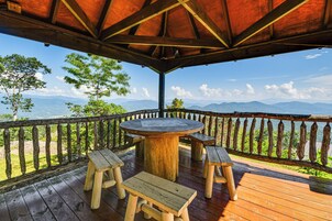 公寓 (2 Bedrooms) | 住宿正面